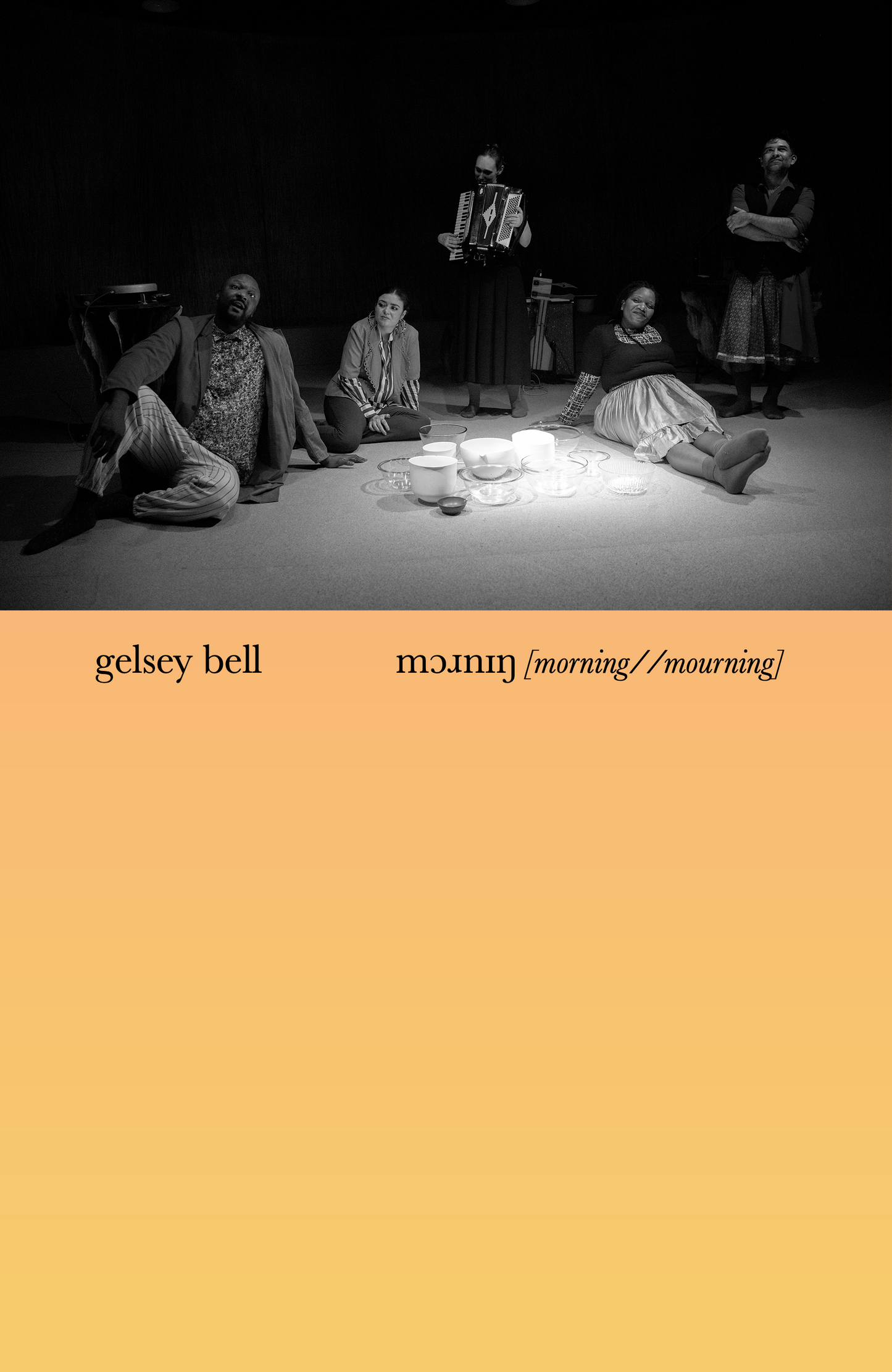 Bell: mɔɹnɪŋ [morning//mourning]